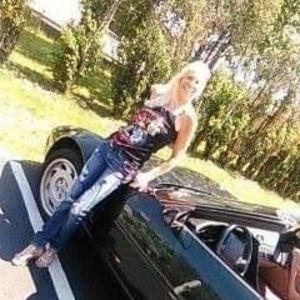 Meet your Posher, Carol